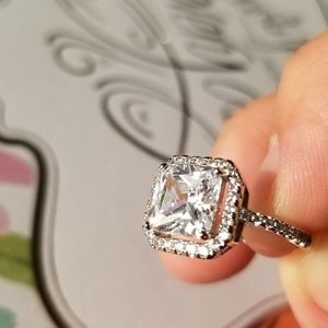 Platinum Plated White Zircon Ring Size 6